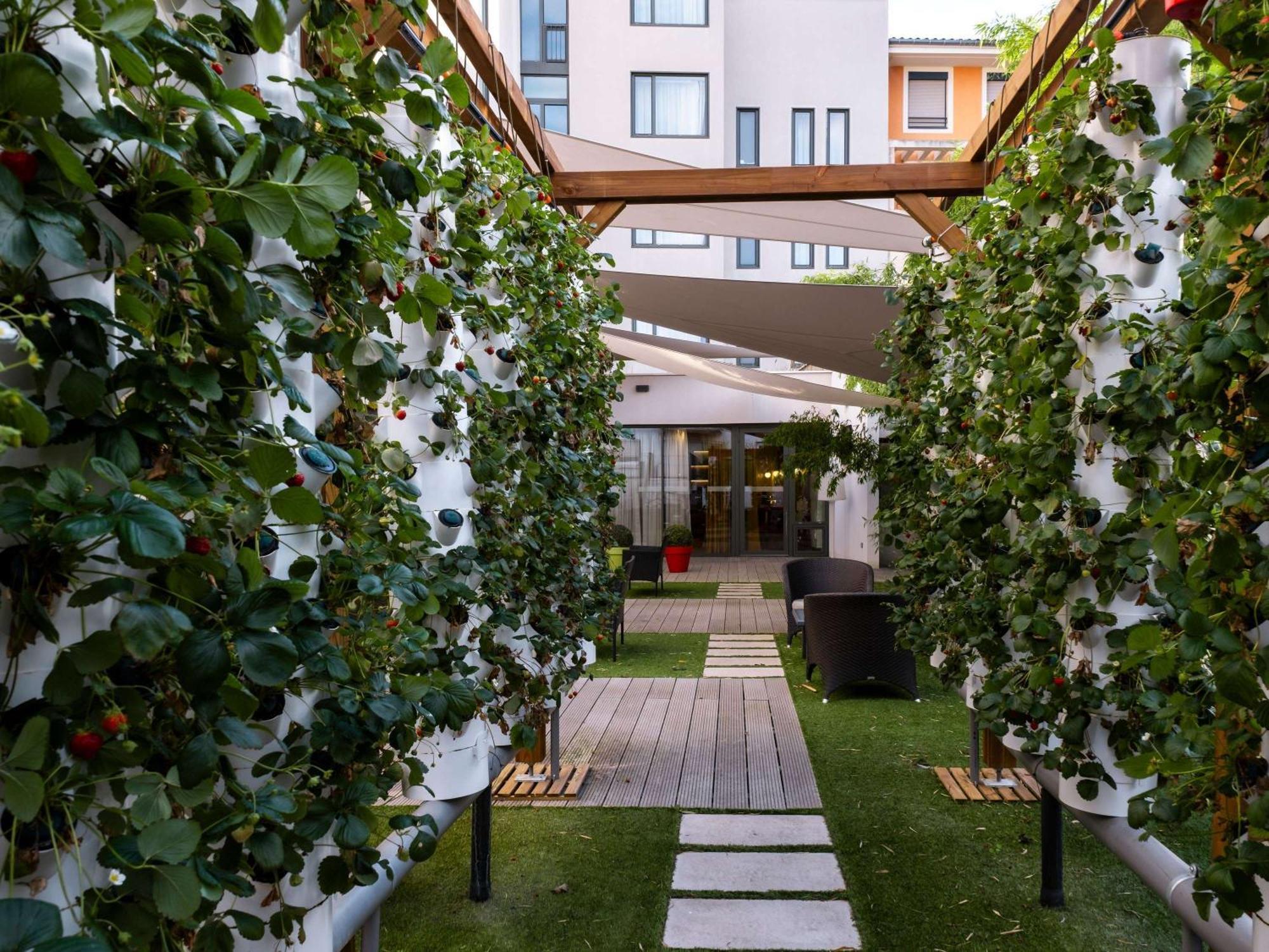 Mercure Villefranche-sur-Saône Exteriör bild